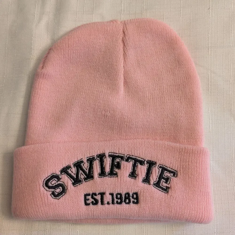 Swiftie new pink